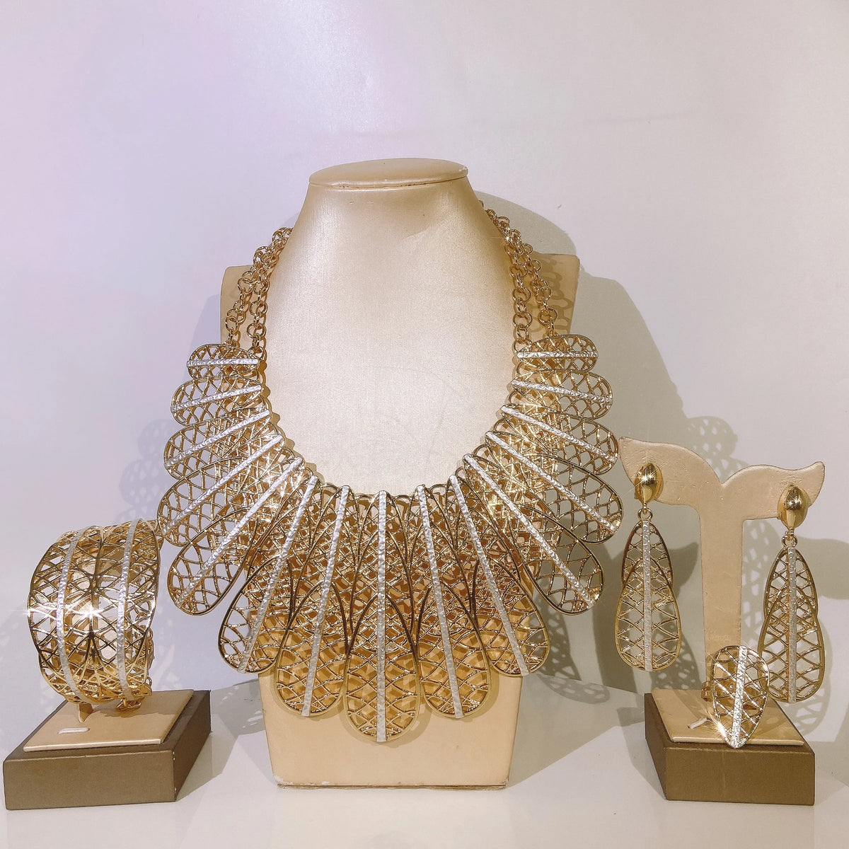 Italian Jewelry Sets For Women Gold Plated Necklace Cutout Feather Designer Style Open Bracelet Earrings Dinner Party Bijoux