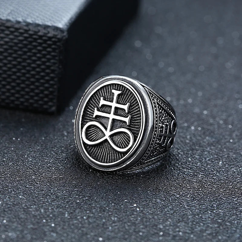 Vnox Gothic Punk Rings for Men Signet Rings Round Square Top Stamp Finger Band Chunky Boys Teens Rock Jewelry Fraternal Rings