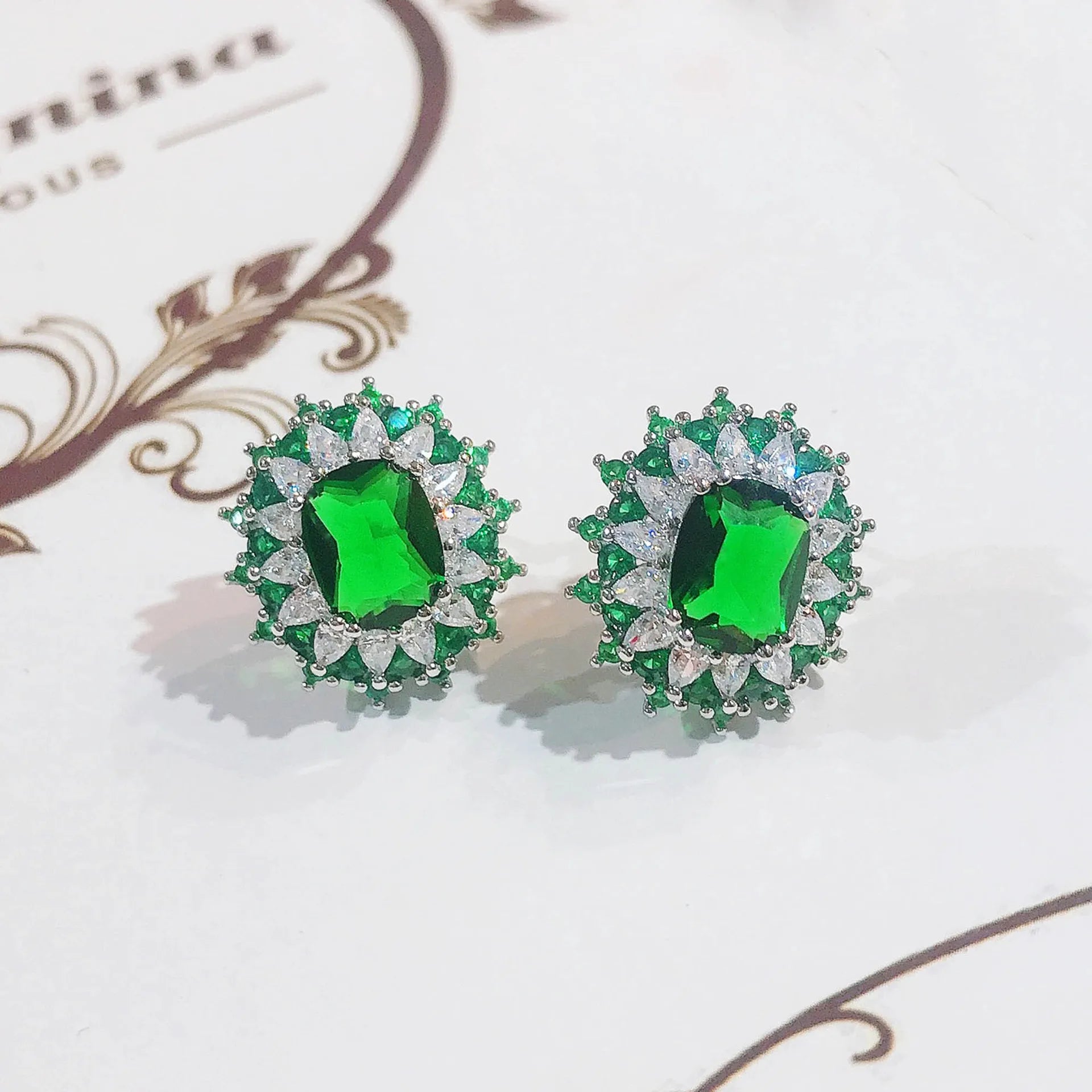Foydjew Artificial Simulation Emerald Set Royal Sapphires Color Treasure Pendants Necklaces Open Rings Inlaid Stud Earrings