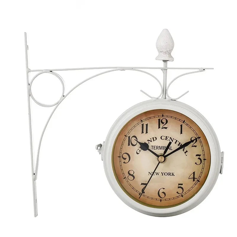 Outdoor Wall Clock Hanging Retro Double Sided Battery Powered Metal Mount Vintage Garden Coffee Bar Decoration Round Station