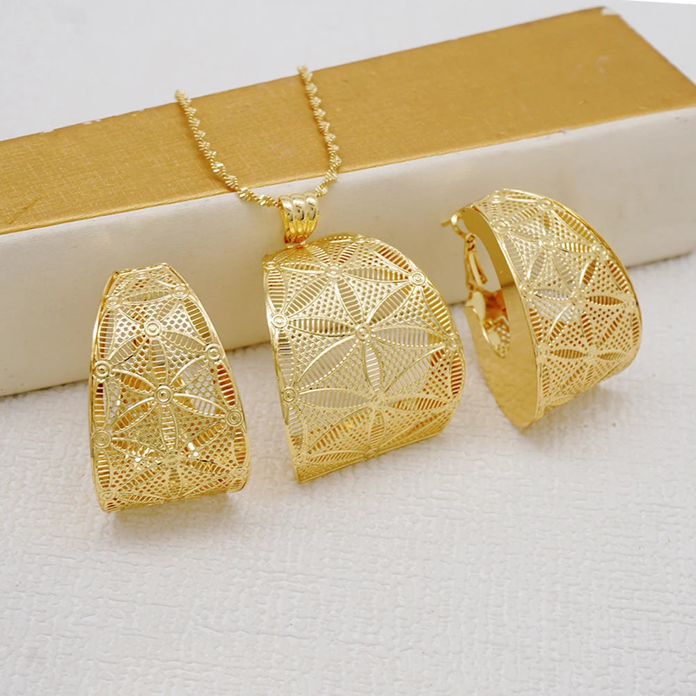 Fashion Dubai Jewelry Sets Gold Color Pendant Copper Classic Earrings Necklace For Women Daily Wear Party Anniversary Gifts