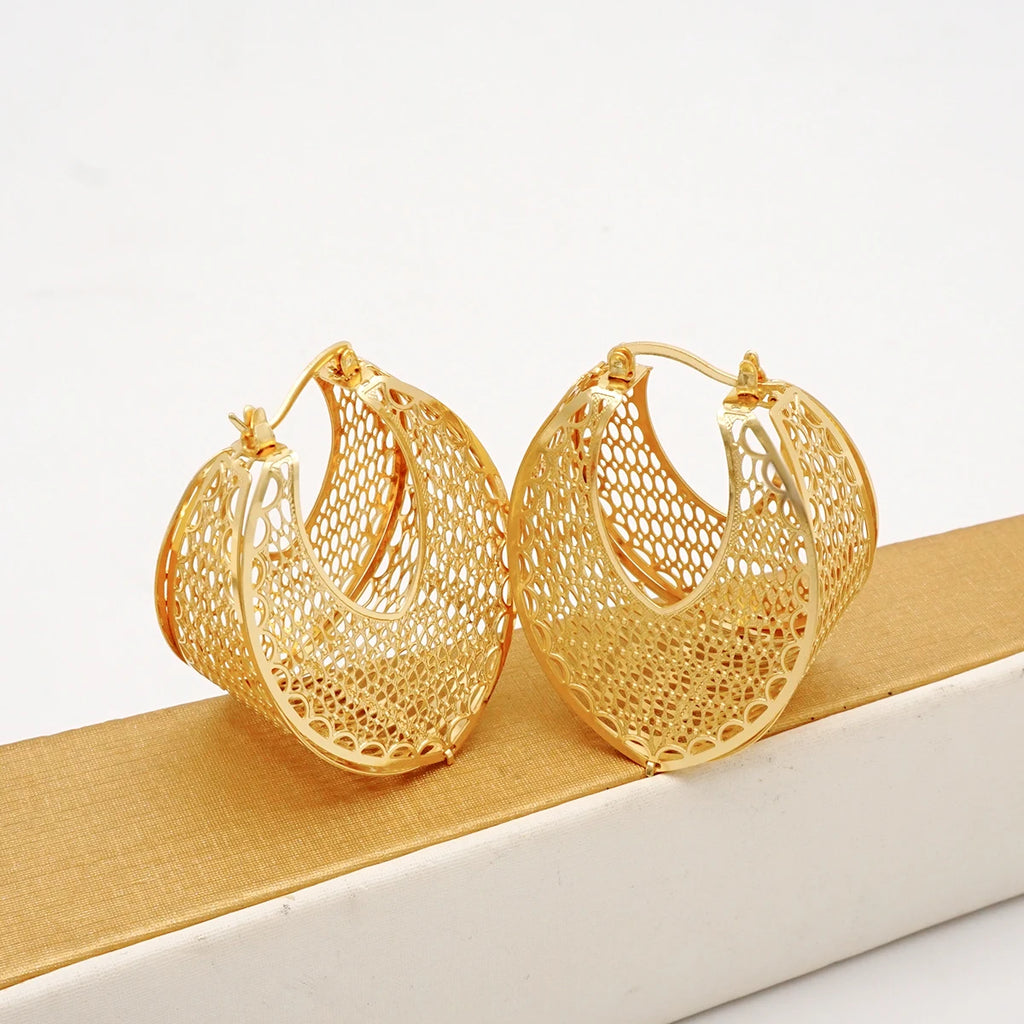 Fashion Dubai Jewelry Sets Gold Color Pendant Copper Classic Earrings Necklace For Women Daily Wear Party Anniversary Gifts