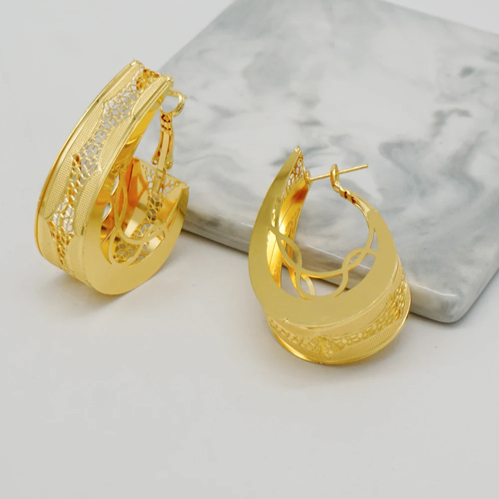 Fashion Dubai Jewelry Sets Gold Color Pendant Copper Classic Earrings Necklace For Women Daily Wear Party Anniversary Gifts