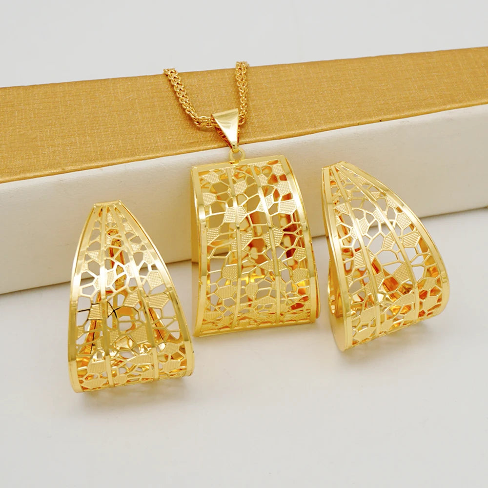 Fashion Dubai Jewelry Sets Gold Color Pendant Copper Classic Earrings Necklace For Women Daily Wear Party Anniversary Gifts