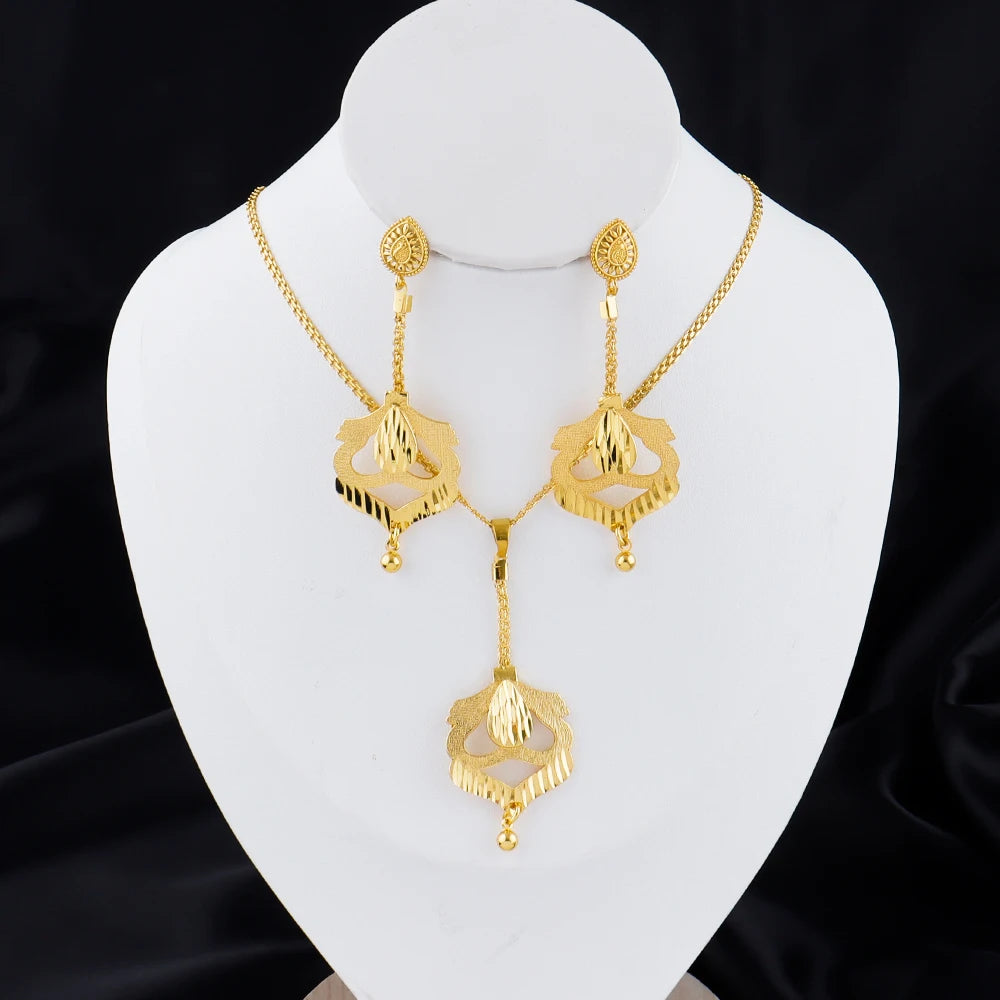 Dubai Gold Color Necklace Jewelry Set for Women Dangle Earrings and Necklace Bridal Weddings Earrings Engagement  Jewellery Gift