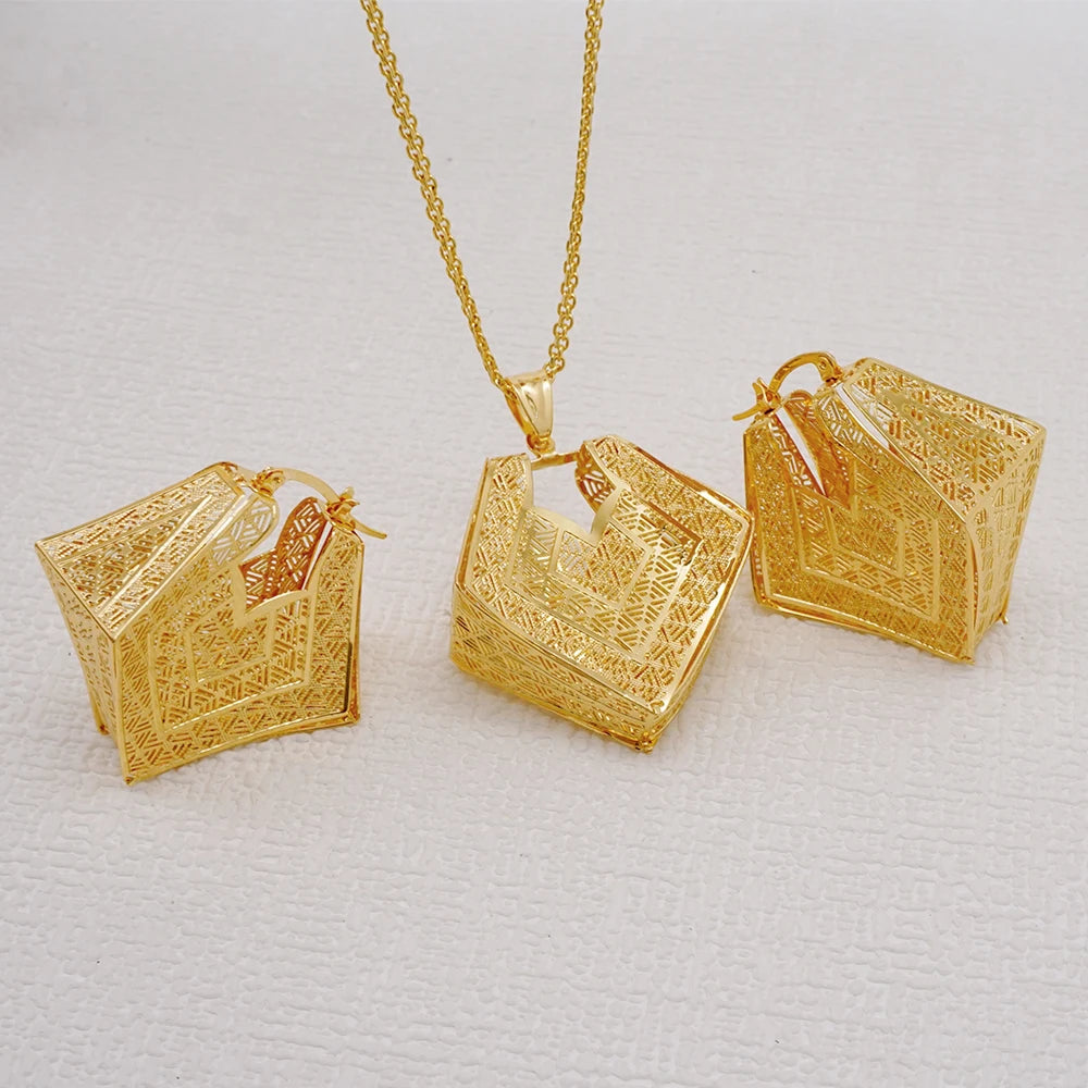 Fashion Dubai Jewelry Sets Gold Color Pendant Copper Classic Earrings Necklace For Women Daily Wear Party Anniversary Gifts