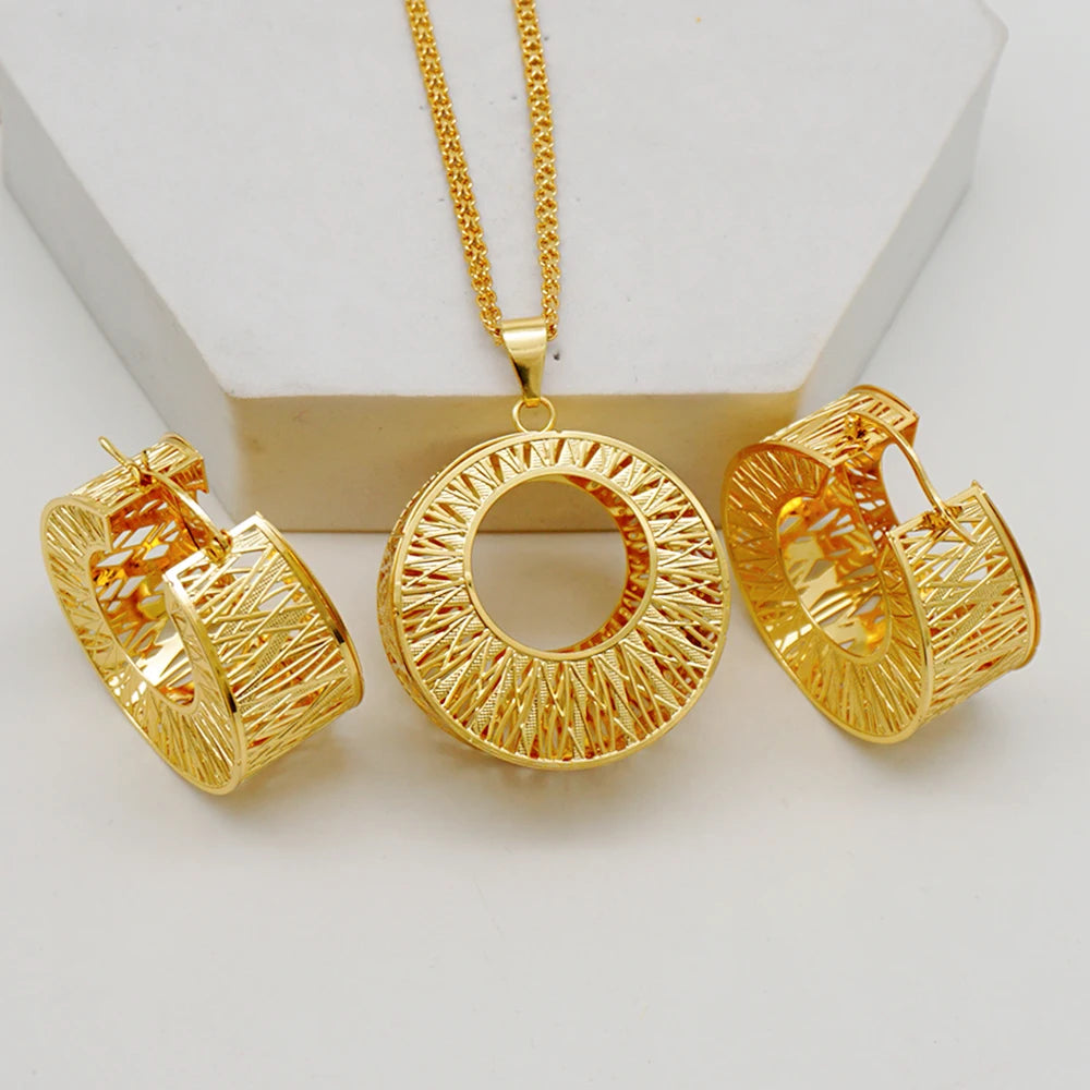 Fashion Dubai Jewelry Sets Gold Color Pendant Copper Classic Earrings Necklace For Women Daily Wear Party Anniversary Gifts