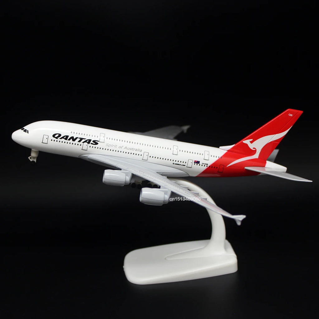 20CM 8inch Diecast Alloy Airlines A380 A350 A330 Beluga For Collection Friend Gift
