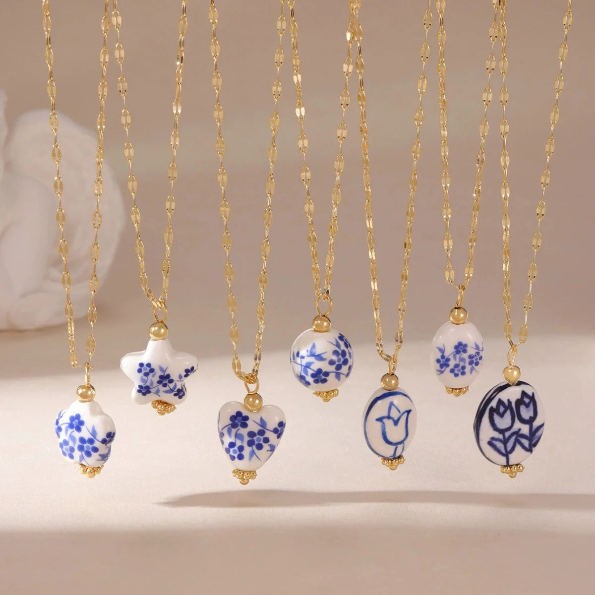Vintage Blue Ceramic Pendant Necklace, Women's Collarbone Accessory Statement, Heart-Shaped Stainless Steel Chain Necklaces Gift