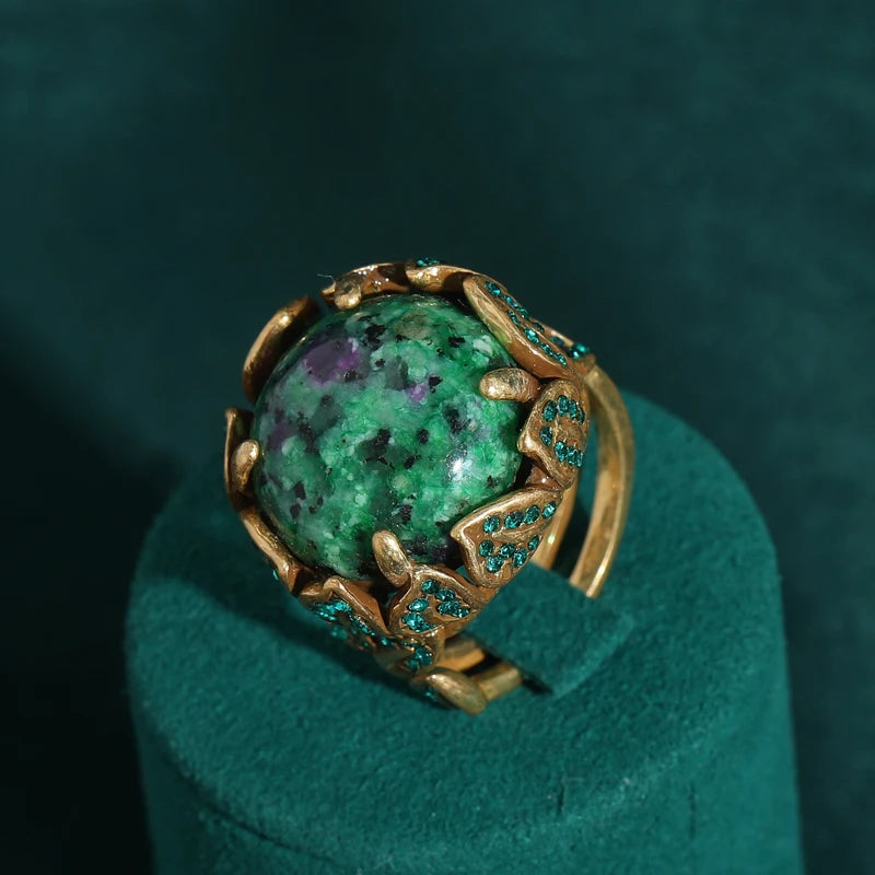 Elegant Vintage Rings for Women Copper Antique Gold Color Oval Crystal Emerald Round Natural Stone Designer Retro Jewelry