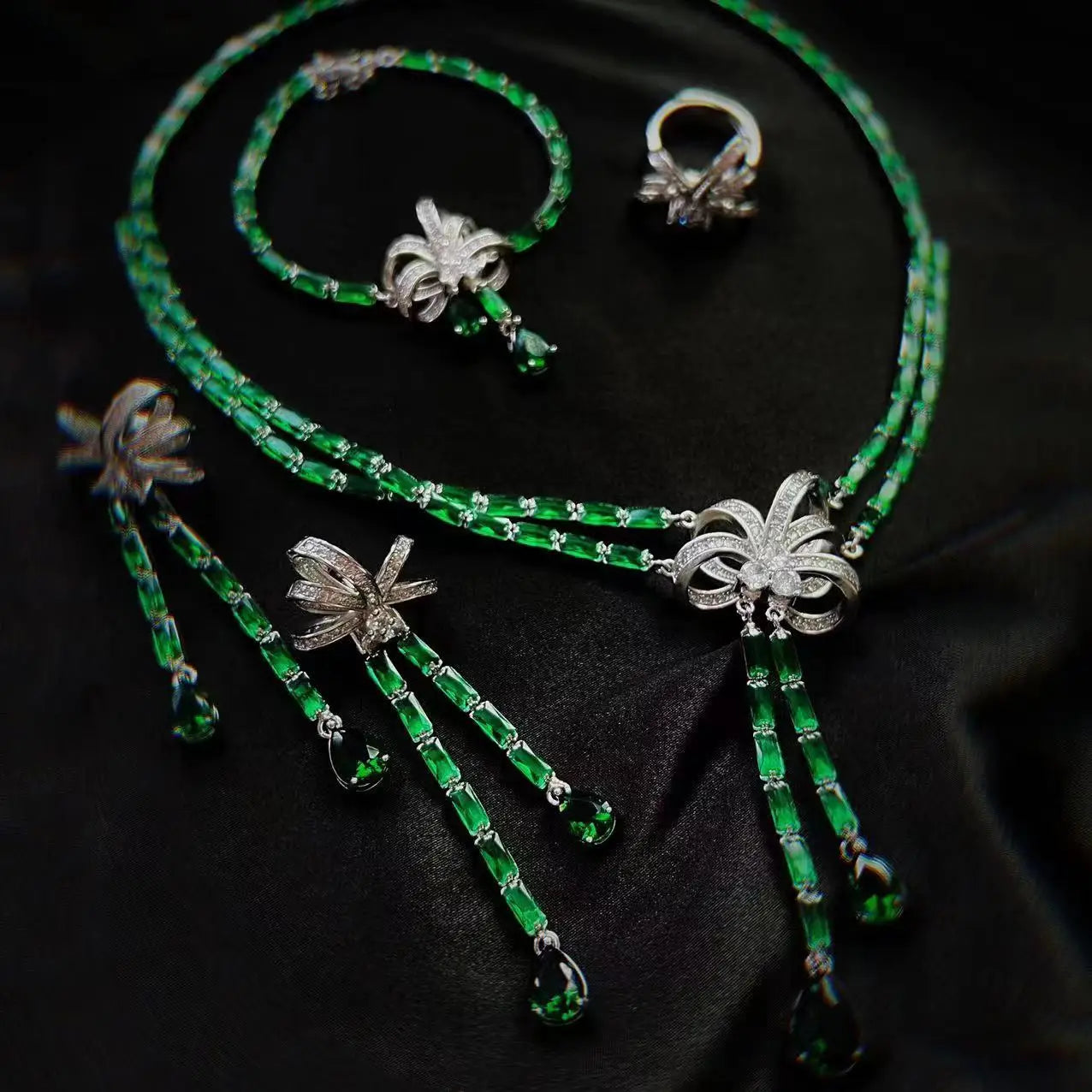 Luxury Micro-inlaid Full Zircon Long Tassel Earrings Bowknot Simulated Emerald Necklaces Bracelets Rings Jewelry Sets For Women