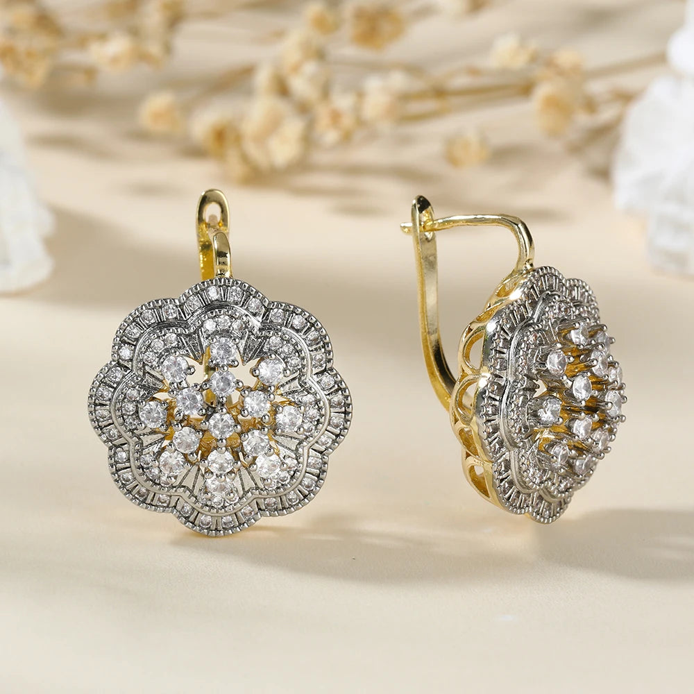 Large flower bleach two -color hollow earrings Copper copper plating 14K gold fashion jewelry luxury and exquisite jewelry