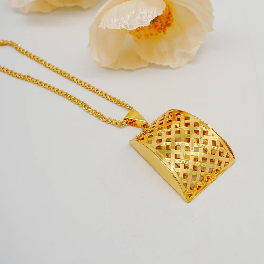 Fashion Dubai Jewelry Sets Gold Color Pendant Copper Classic Earrings Necklace For Women Daily Wear Party Anniversary Gifts