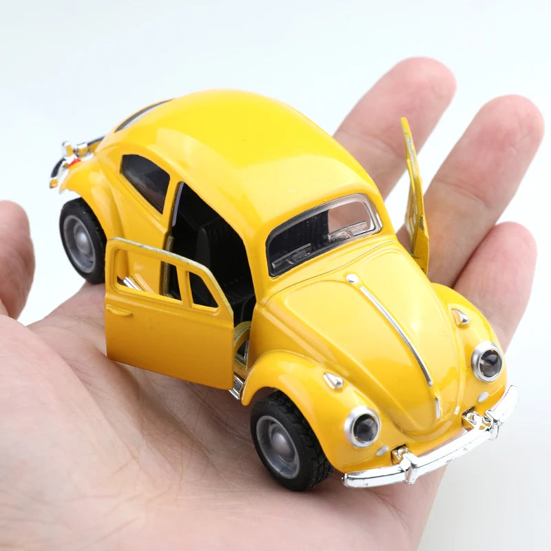 (bagged)1:38 Classical Cute Beettle, Alloy Model Car, Simulated vehicle, children's alloy car, boy's toy model, car ornaments