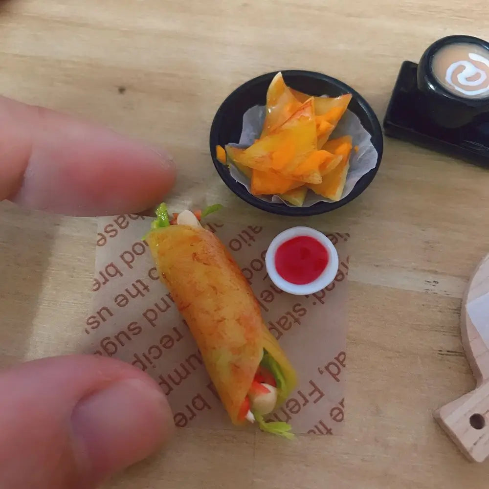 1/12 Scale Dollhouse Miniature Tacos Baking Burrito for Blyth OB11 BJD Doll House Kitchen Play Toys Accessories
