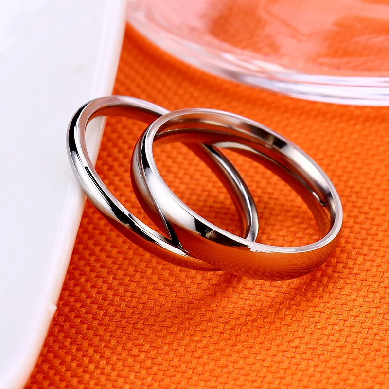 High quality titanium steel plated 18K gold ring couple ring Europe and the United States men and women 2mm4mm6mm8mm simple ring