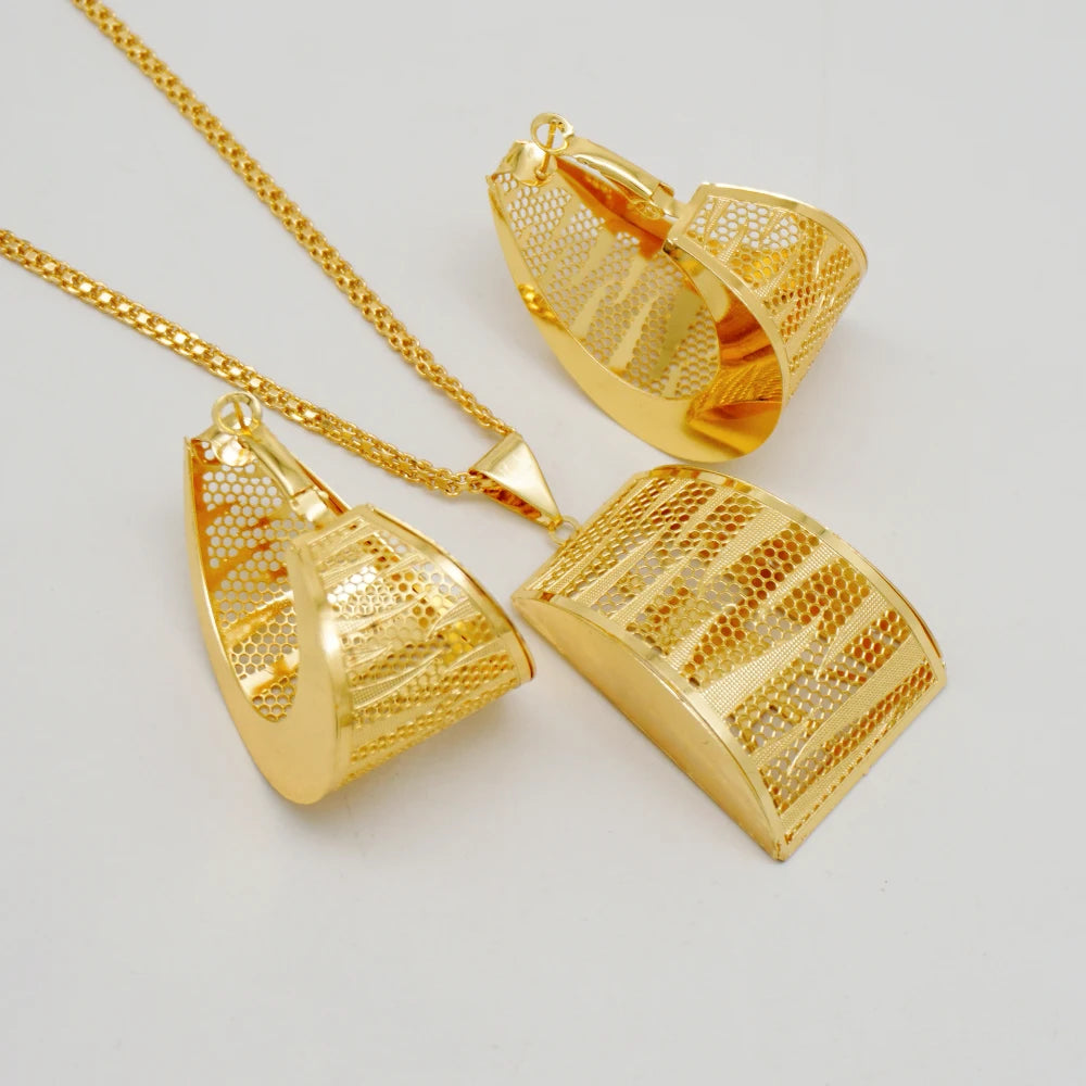 Fashion Dubai Jewelry Sets Gold Color Pendant Copper Classic Earrings Necklace For Women Daily Wear Party Anniversary Gifts