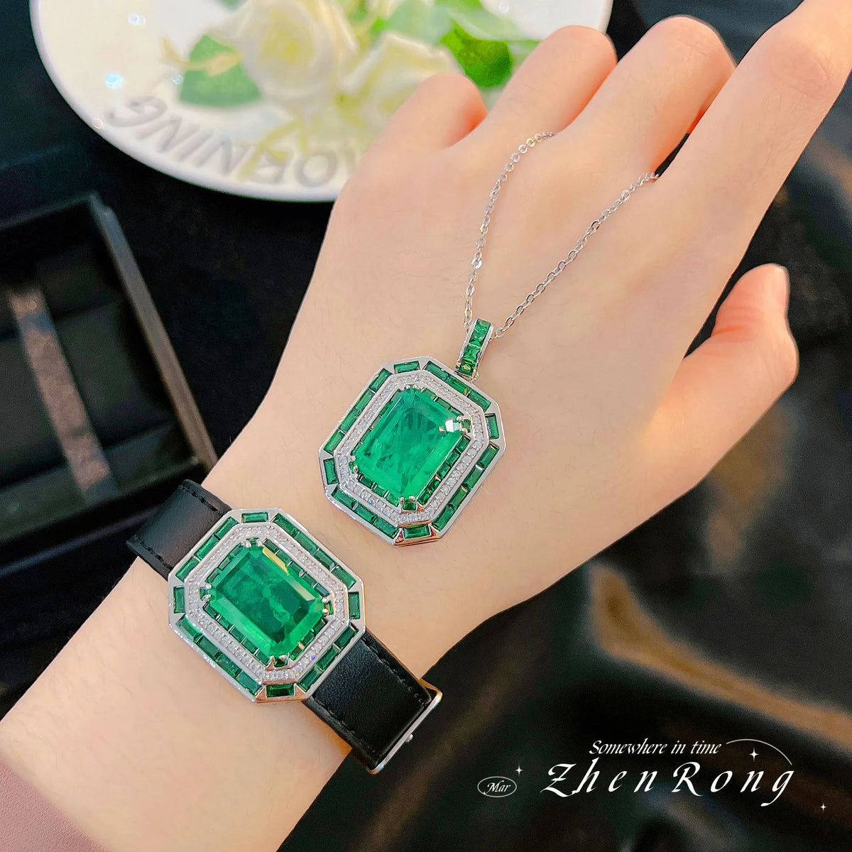 Foydjew New Luxury Designer Jewelry Simulation Emerald Green Pendant Necklaces For Women High Quality Wristband Bracelets Sets