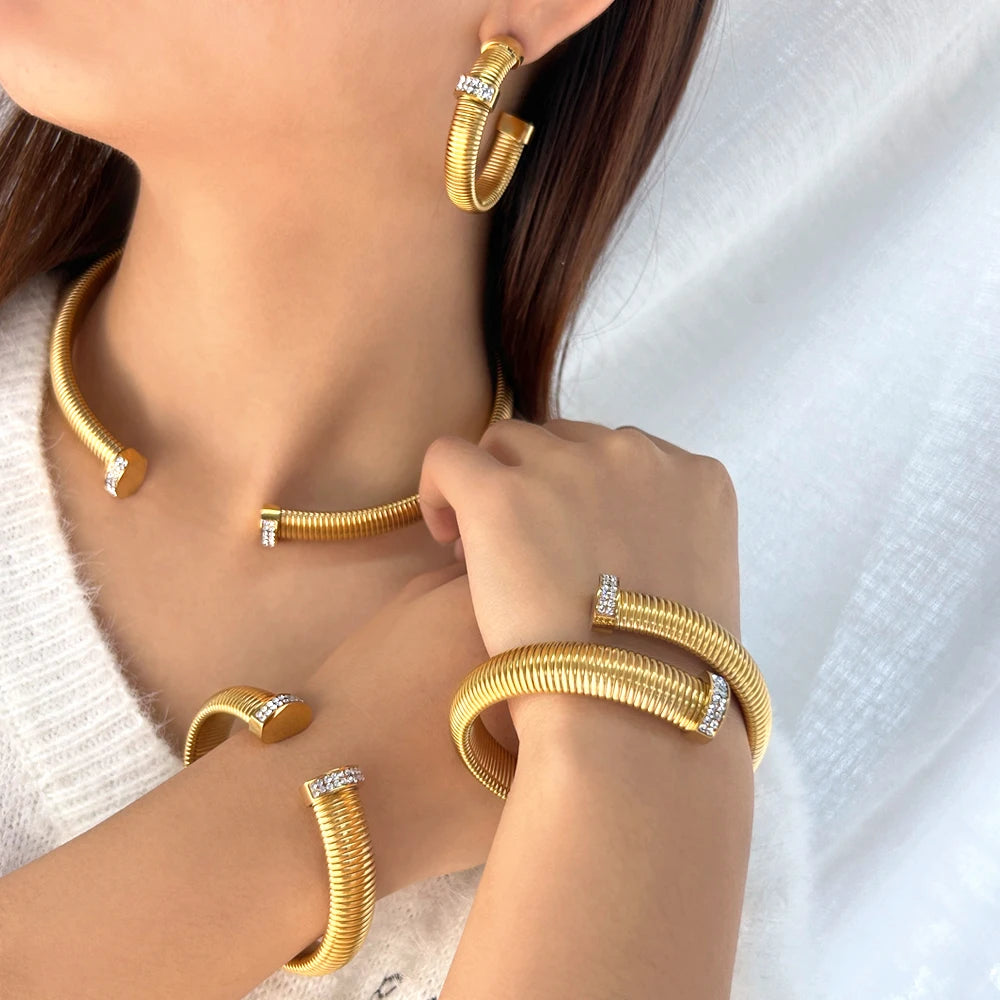 High Quality Cross Cuff Stainless Steel Jewelry Set Personalized Spiral Texture 18K Gold Plated Arm Neck Bijoux Waterproof