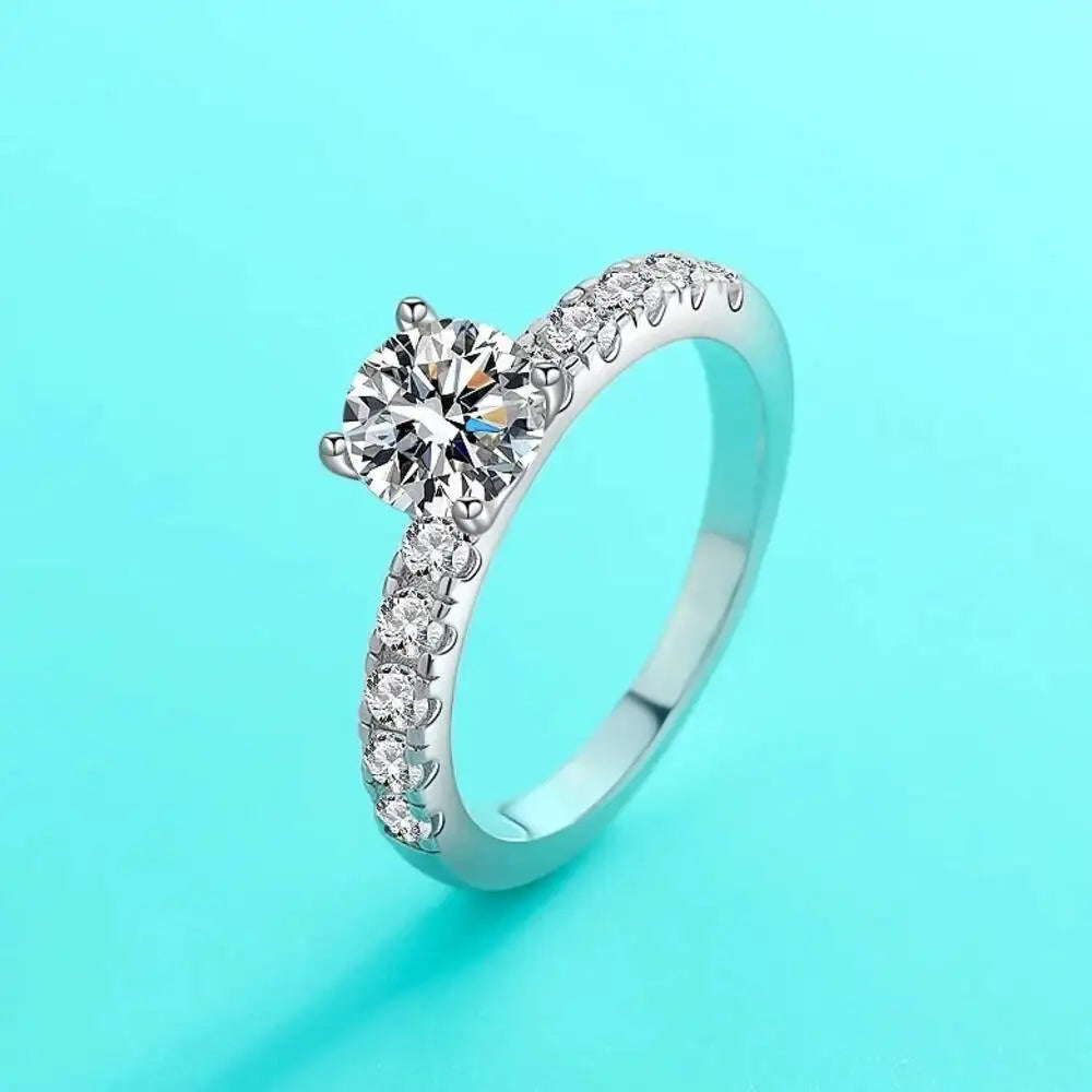 1.0 Carat Simple Design Moissanite Ring with 4 Claw S925 Sterling Silver Women's Engagement Band Fashion Fine Jewelry Gift