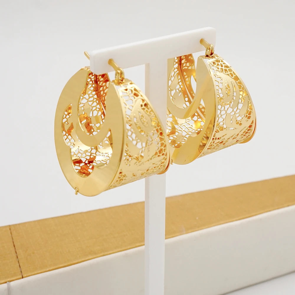 Fashion Dubai Jewelry Sets Gold Color Pendant Copper Classic Earrings Necklace For Women Daily Wear Party Anniversary Gifts