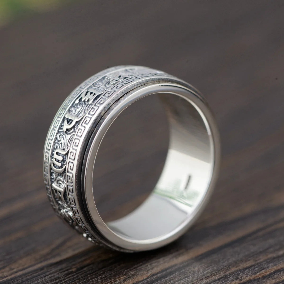 Factory Price S925 Sterling Silver Craft Mens Rings Rotable Stereoscopic Vintage Glossy Six-character Mantra Jewelry Gift
