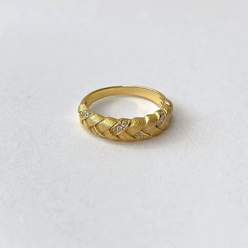 New European and American wire drawing technology Suisui Peace bracelet light luxury ring exquisite senior sense ladies party se