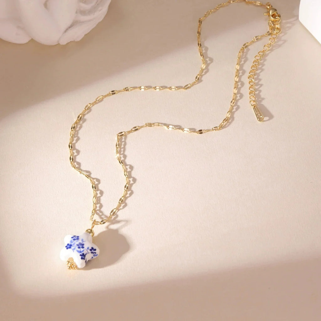 Vintage Blue Ceramic Pendant Necklace, Women's Collarbone Accessory Statement, Heart-Shaped Stainless Steel Chain Necklaces Gift