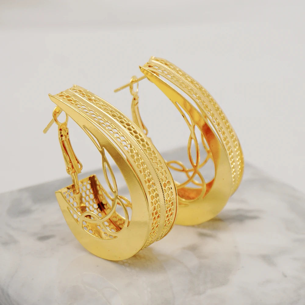 Fashion Dubai Jewelry Sets Gold Color Pendant Copper Classic Earrings Necklace For Women Daily Wear Party Anniversary Gifts