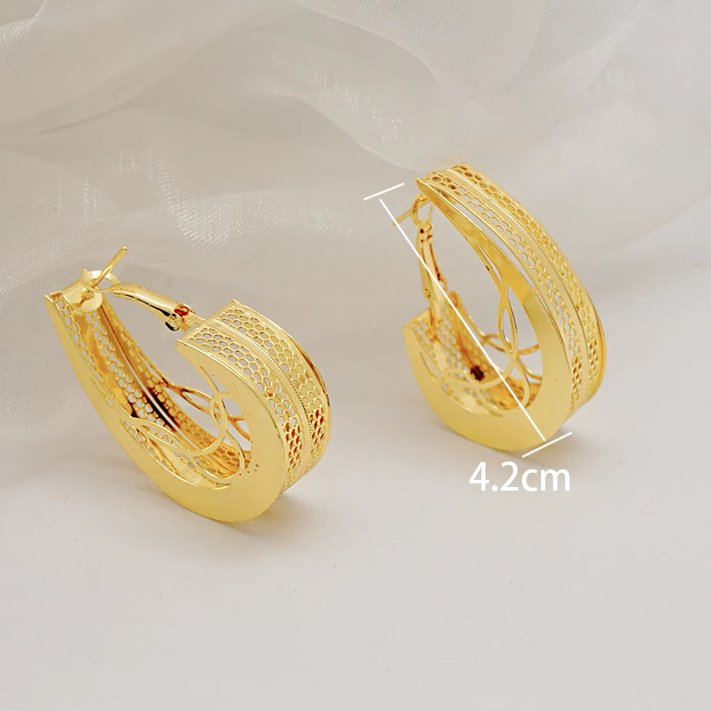 Fashion Dubai Jewelry Sets Gold Color Pendant Copper Classic Earrings Necklace For Women Daily Wear Party Anniversary Gifts