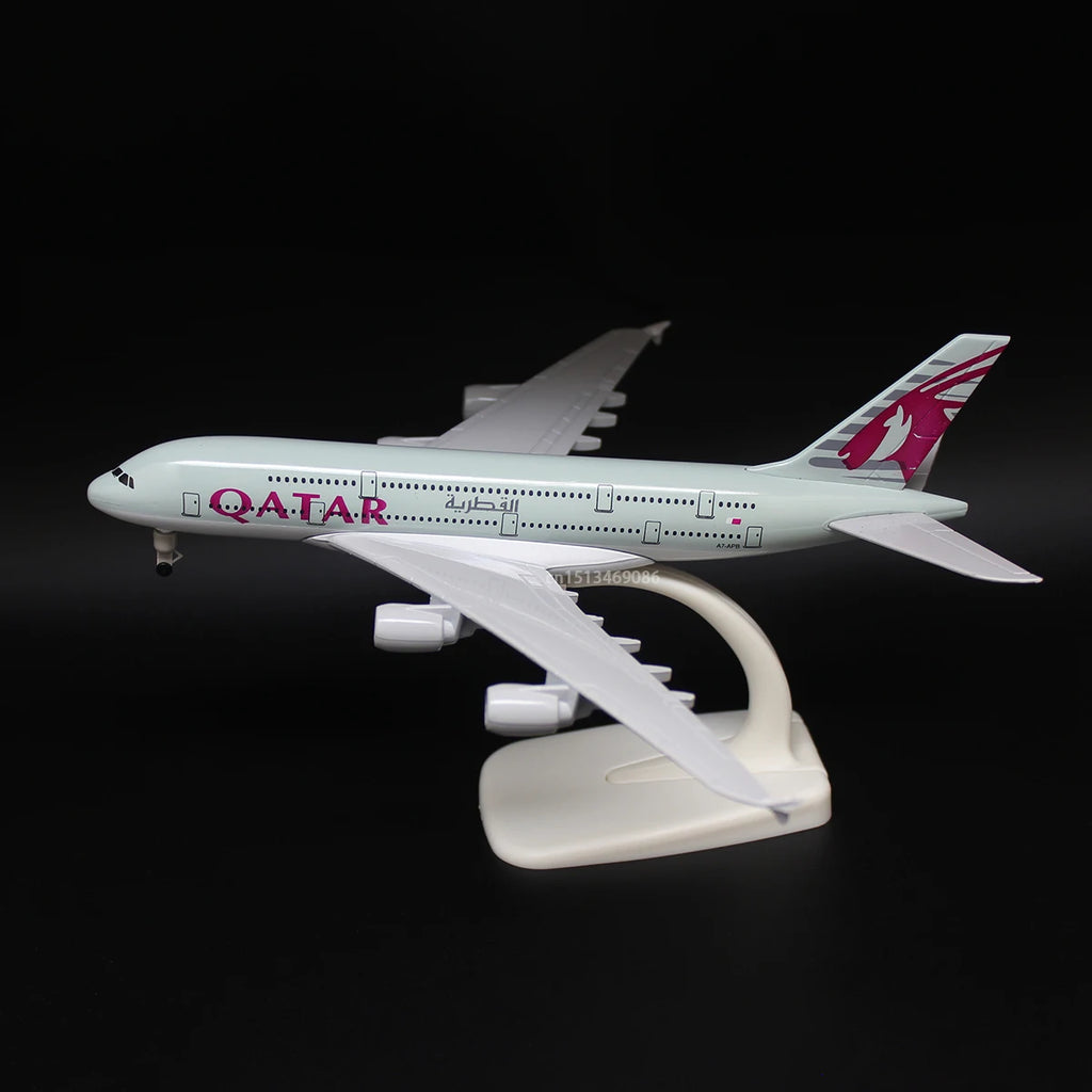 20CM 8inch Diecast Alloy Airlines A380 A350 A330 Beluga For Collection Friend Gift