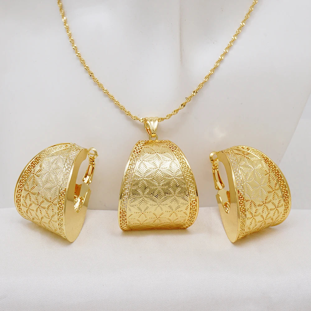 Fashion Dubai Jewelry Sets Gold Color Pendant Copper Classic Earrings Necklace For Women Daily Wear Party Anniversary Gifts