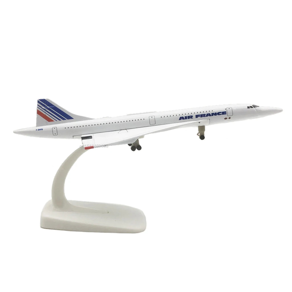 20CM 8inch Diecast Alloy Airlines A380 A350 A330 Beluga For Collection Friend Gift