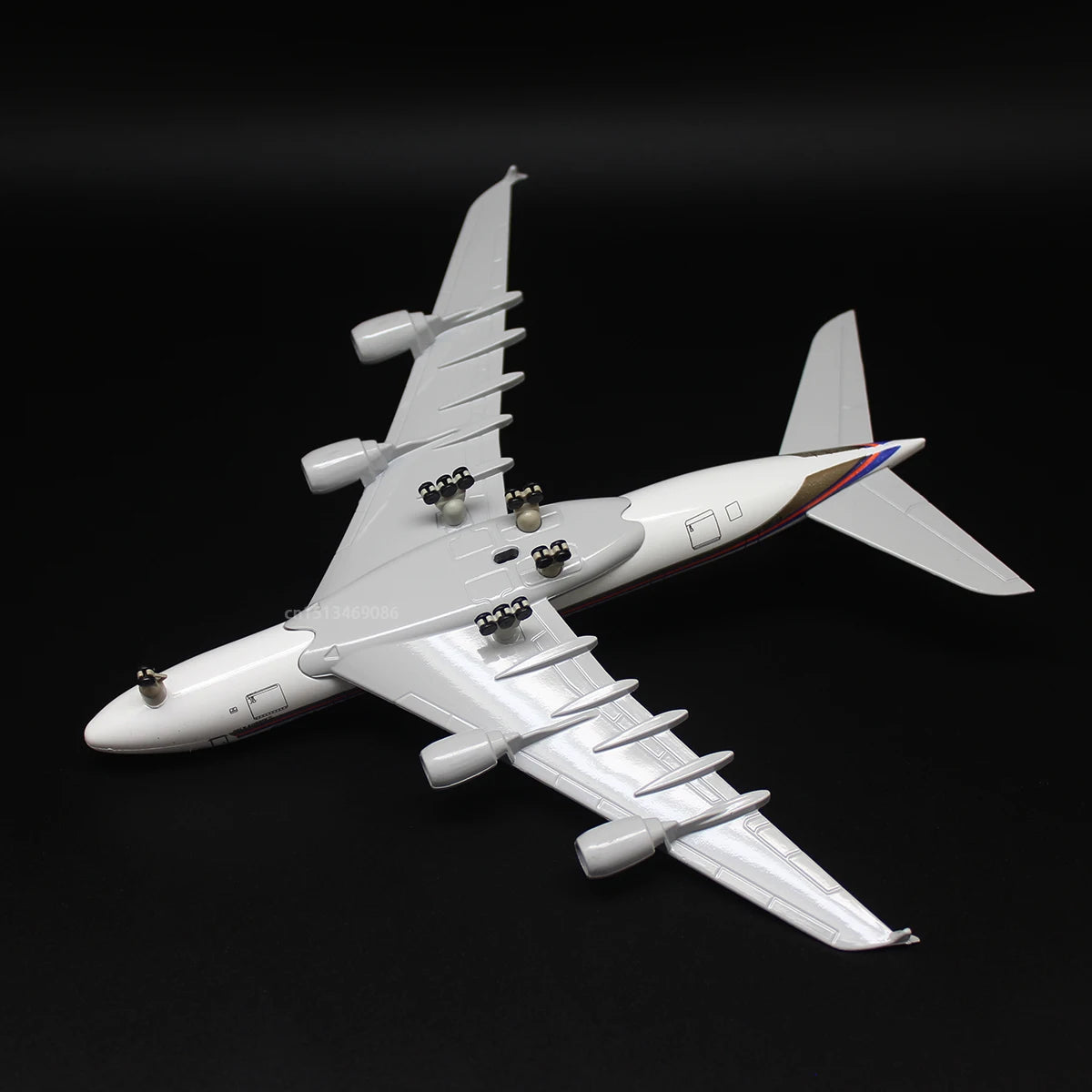 20CM 8inch Diecast Alloy Airlines A380 A350 A330 Beluga For Collection Friend Gift