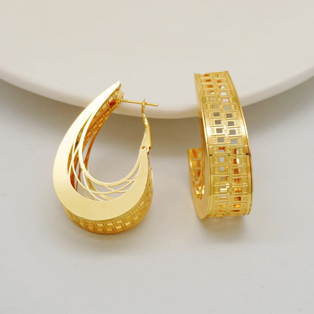 Fashion Dubai Jewelry Sets Gold Color Pendant Copper Classic Earrings Necklace For Women Daily Wear Party Anniversary Gifts