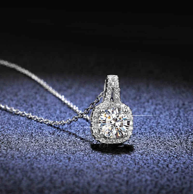Fashion Luxury Trendy Classic 1ct GRA Moissanite Irregular Sqaure Necklace For Charm Women 925 Silver Party Jewelry Gift