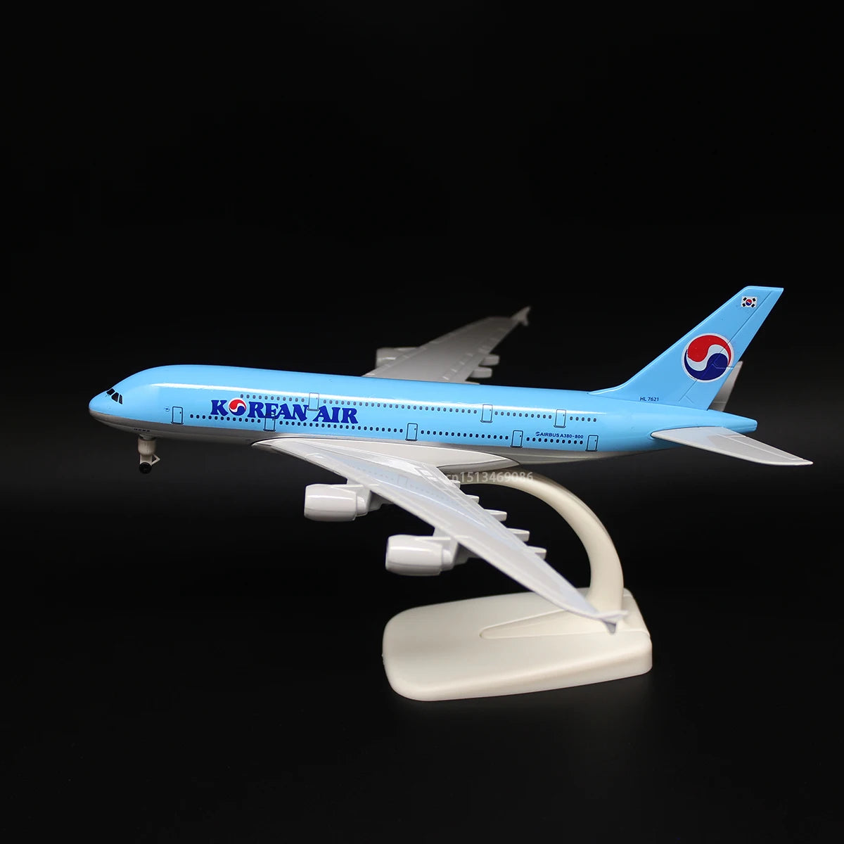 20CM 8inch Diecast Alloy Airlines A380 A350 A330 Beluga For Collection Friend Gift