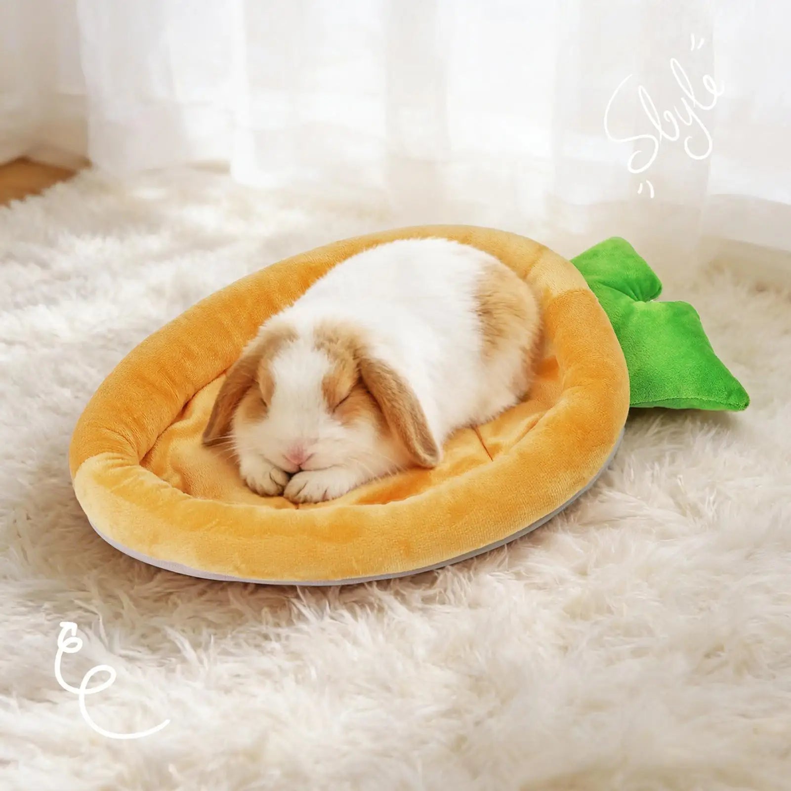 Warm Carrot Shaped Bunny Mat Soft Breathable Cute Sofa Mat for Pet Small Animal Hamster Bunny Puppy Kitty Sleeping Bed Mat