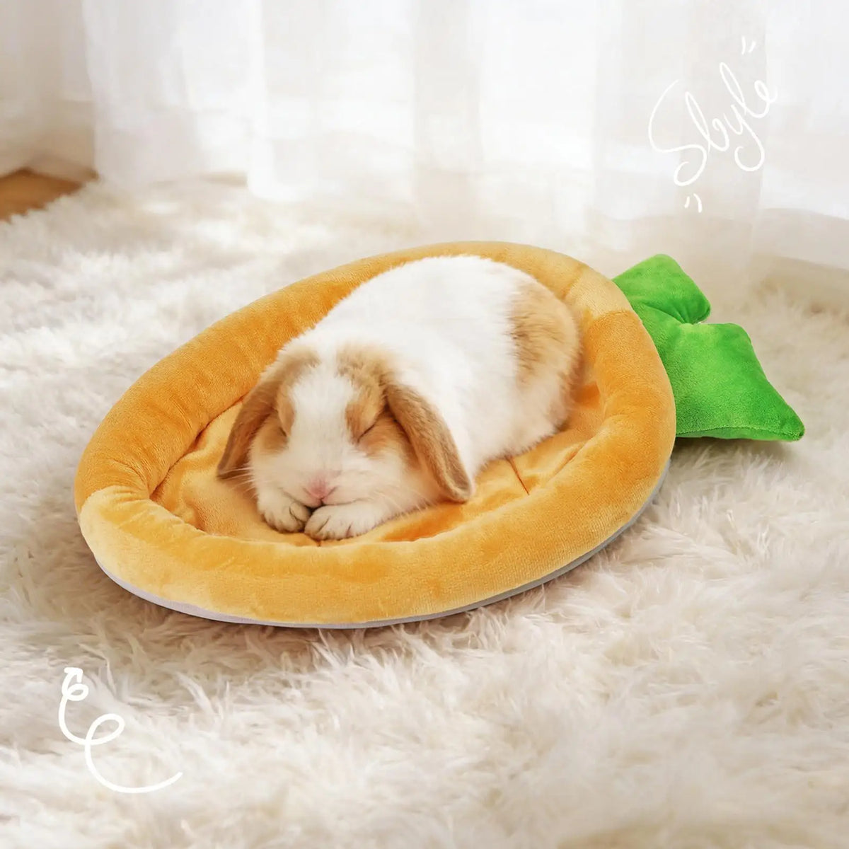 Warm Carrot Shaped Bunny Mat Soft Breathable Cute Sofa Mat for Pet Small Animal Hamster Bunny Puppy Kitty Sleeping Bed Mat