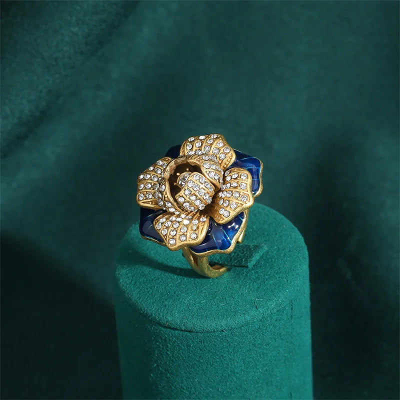 Vintage Elegant Large Flower Rings for Women Luxury Designer Colorful Rhinestones Rose Camellia Bee Antique Jewelry Wedding