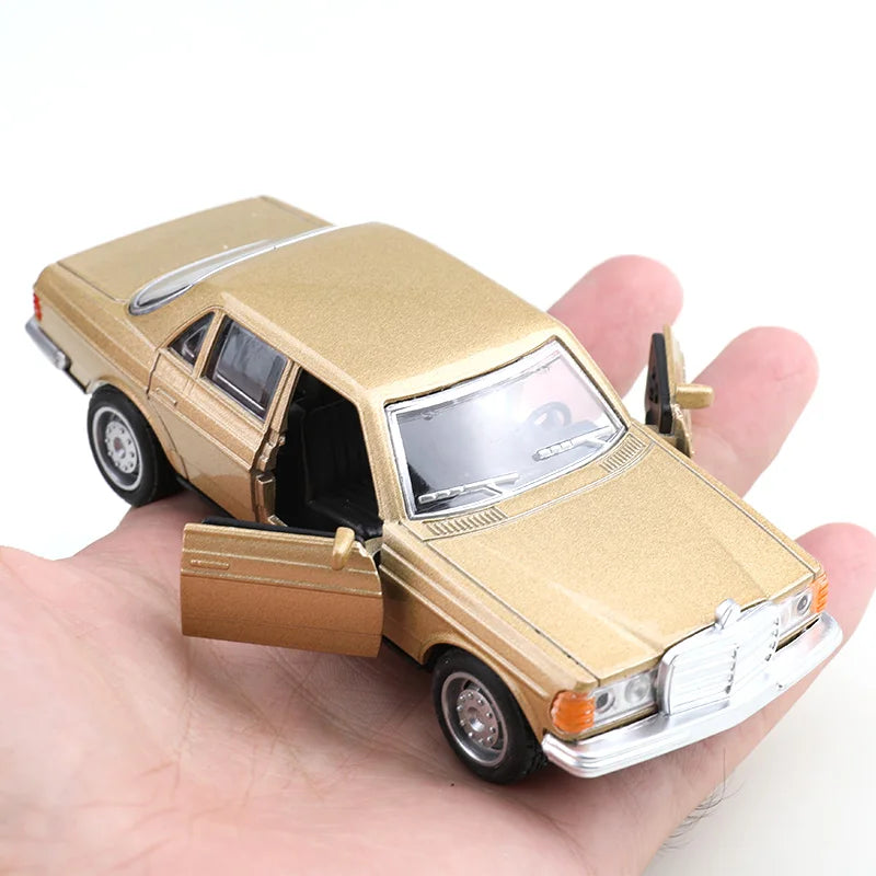 (bagged)1:36 Classical S-class, Alloy Model Car, Simulated Off-Road Vehicle, Children's Alloy Car, Boy's Toy Model, Car Ornament