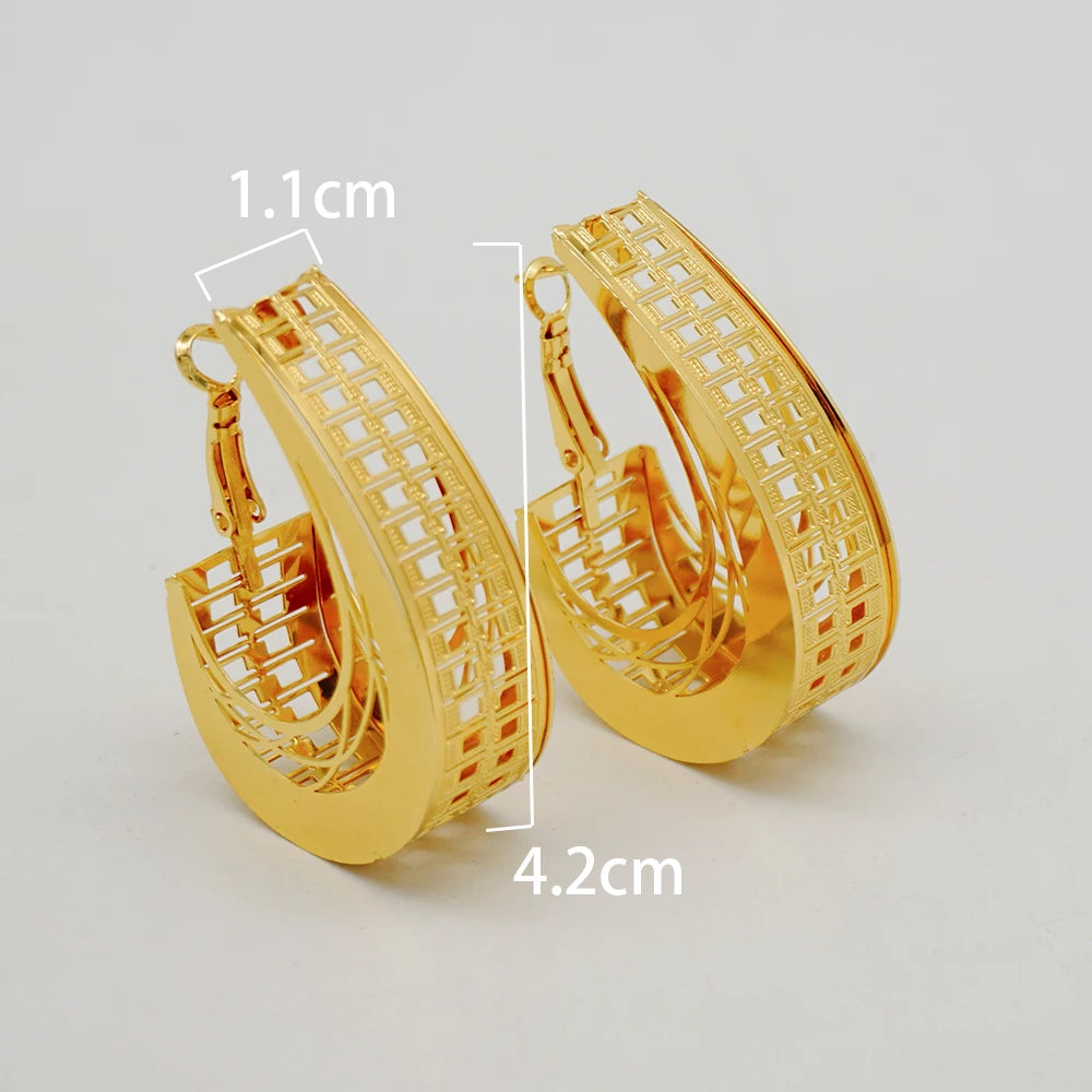 Fashion Dubai Jewelry Sets Gold Color Pendant Copper Classic Earrings Necklace For Women Daily Wear Party Anniversary Gifts