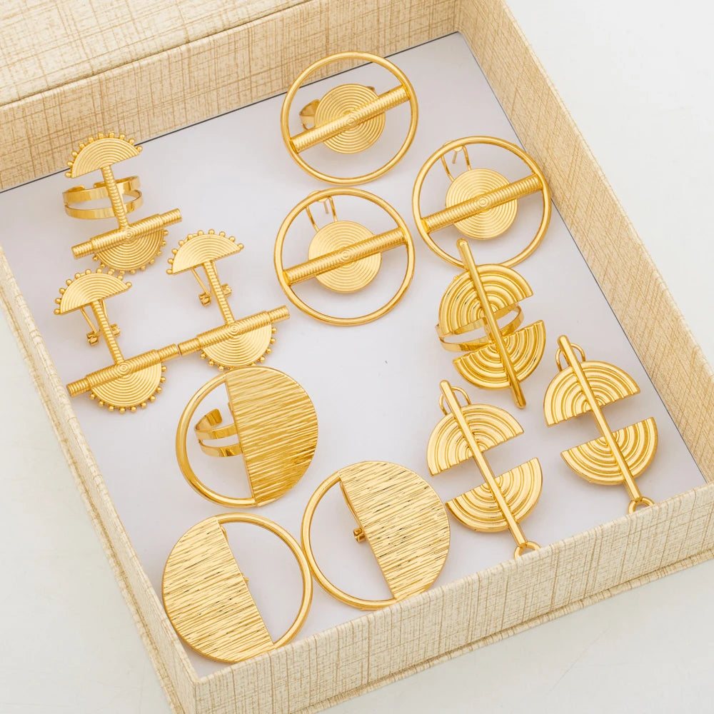 Trend Earrings and Ring Jewelry Set for Women18k Gold Plated Clip Earring and Finger Ring Set for Party Engagement Wedding Bride