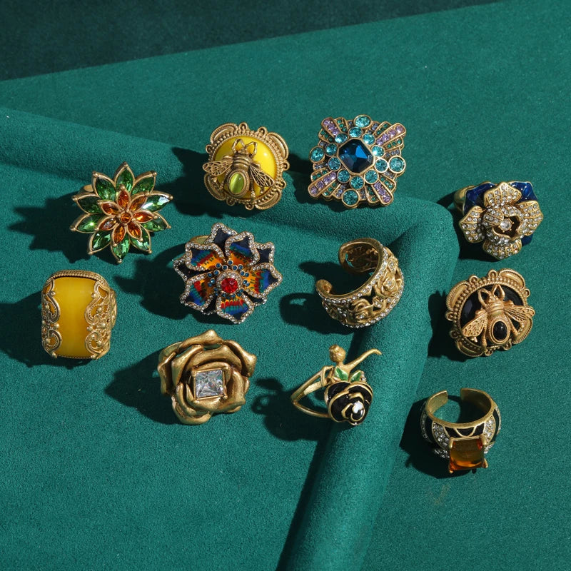 Vintage Elegant Large Flower Rings for Women Luxury Designer Colorful Rhinestones Rose Camellia Bee Antique Jewelry Wedding