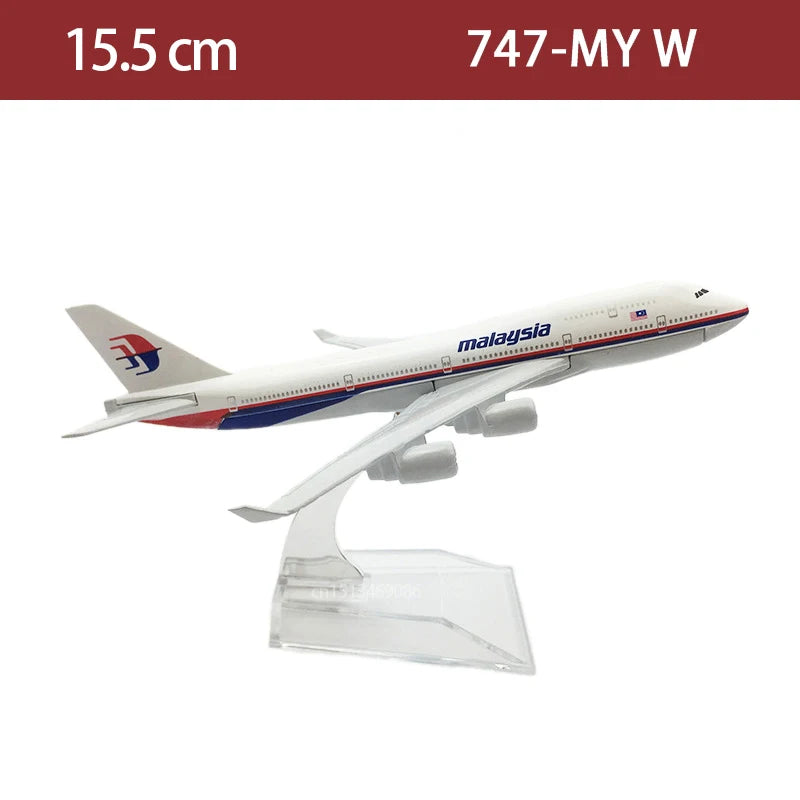 15CM 6inch Diecast Alloy 747 British Malaysia Airways B747 Airlines For Collection Friend Gift