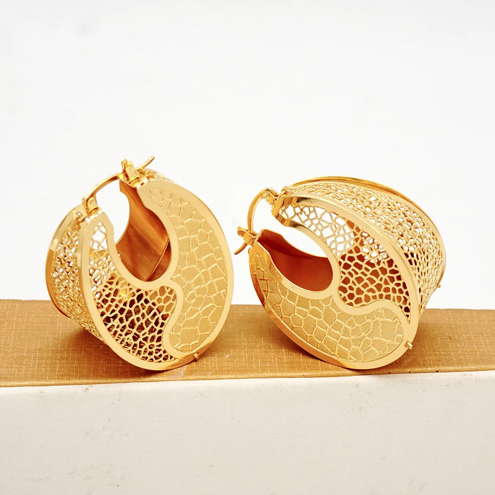Fashion Dubai Jewelry Sets Gold Color Pendant Copper Classic Earrings Necklace For Women Daily Wear Party Anniversary Gifts