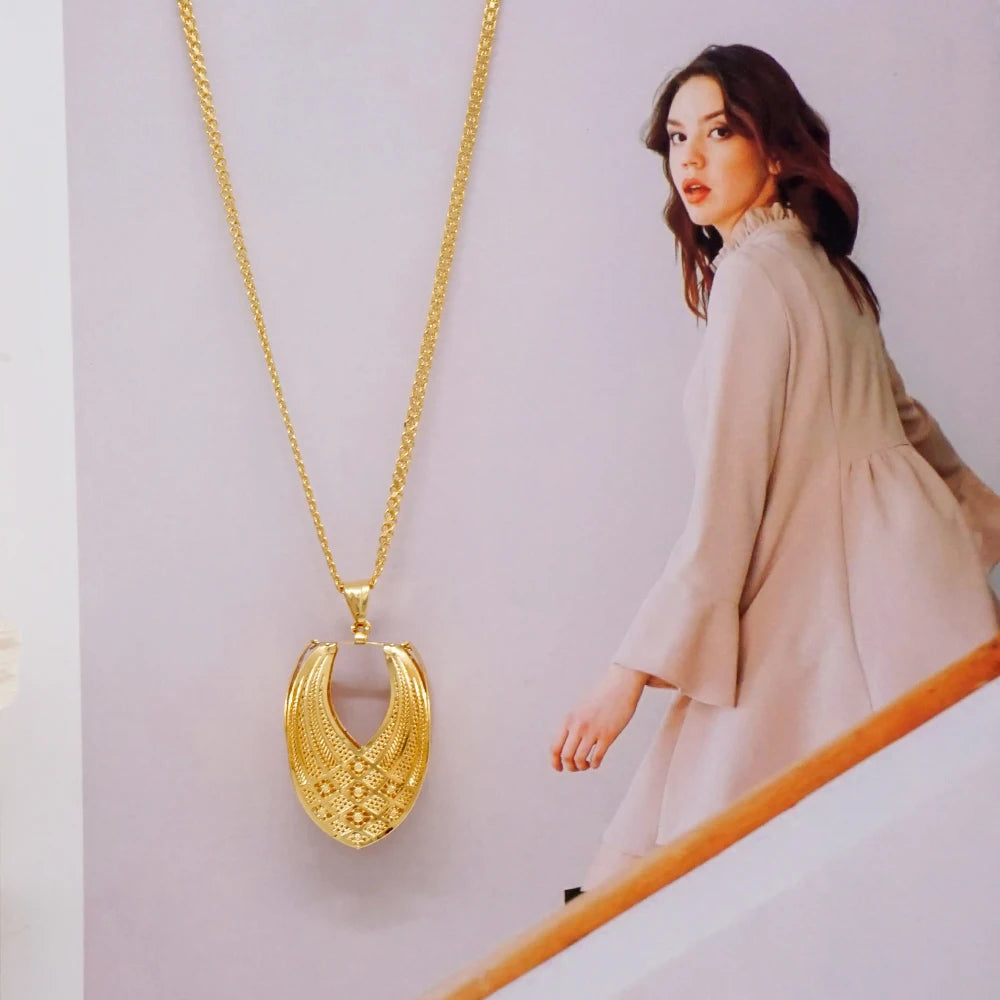 Fashion Dubai Jewelry Sets Gold Color Pendant Copper Classic Earrings Necklace For Women Daily Wear Party Anniversary Gifts