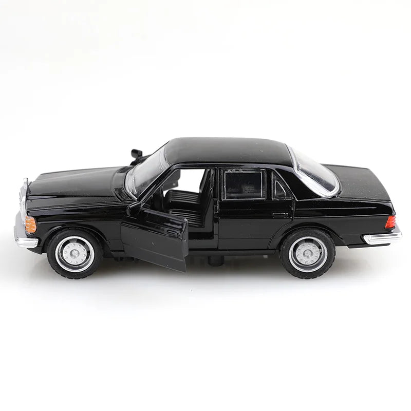 (bagged)1:36 Classical S-class, Alloy Model Car, Simulated Off-Road Vehicle, Children's Alloy Car, Boy's Toy Model, Car Ornament