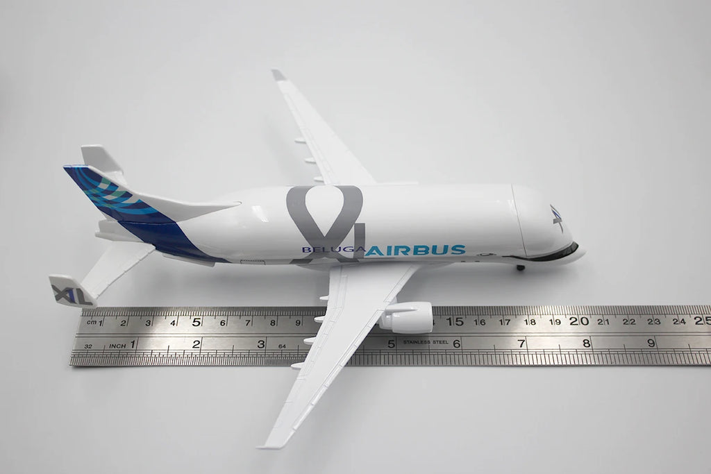 20CM 8inch Diecast Alloy Airlines A380 A350 A330 Beluga For Collection Friend Gift