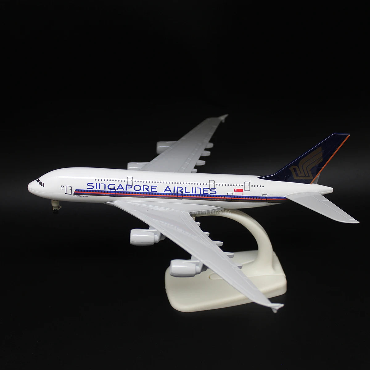 20CM 8inch Diecast Alloy Airlines A380 A350 A330 Beluga For Collection Friend Gift